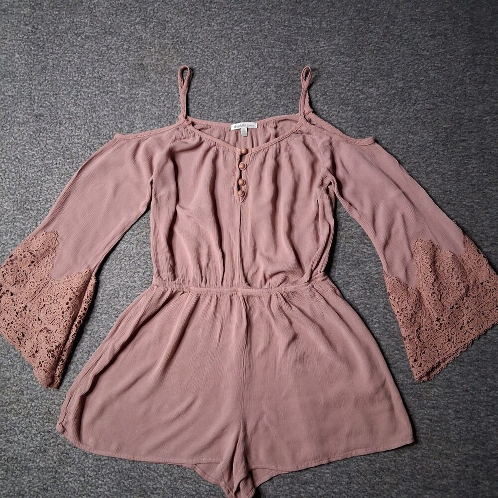 Charlotte Russe Mauve Cold Shoulder Romper Lace Crochet Sleeve Size M